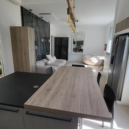 Flat In Villa, Pool & Fitness, Monaco, Bnbrickeys * Monte Carlo